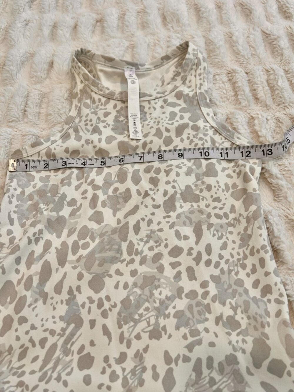 Lululemon High Neck Align Racerback Tank Top Size 4 - Picture 3 of 4